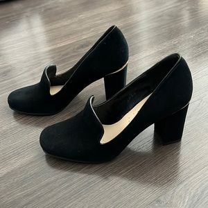 Karl Lagerfeld suede heels. Black. Size 7